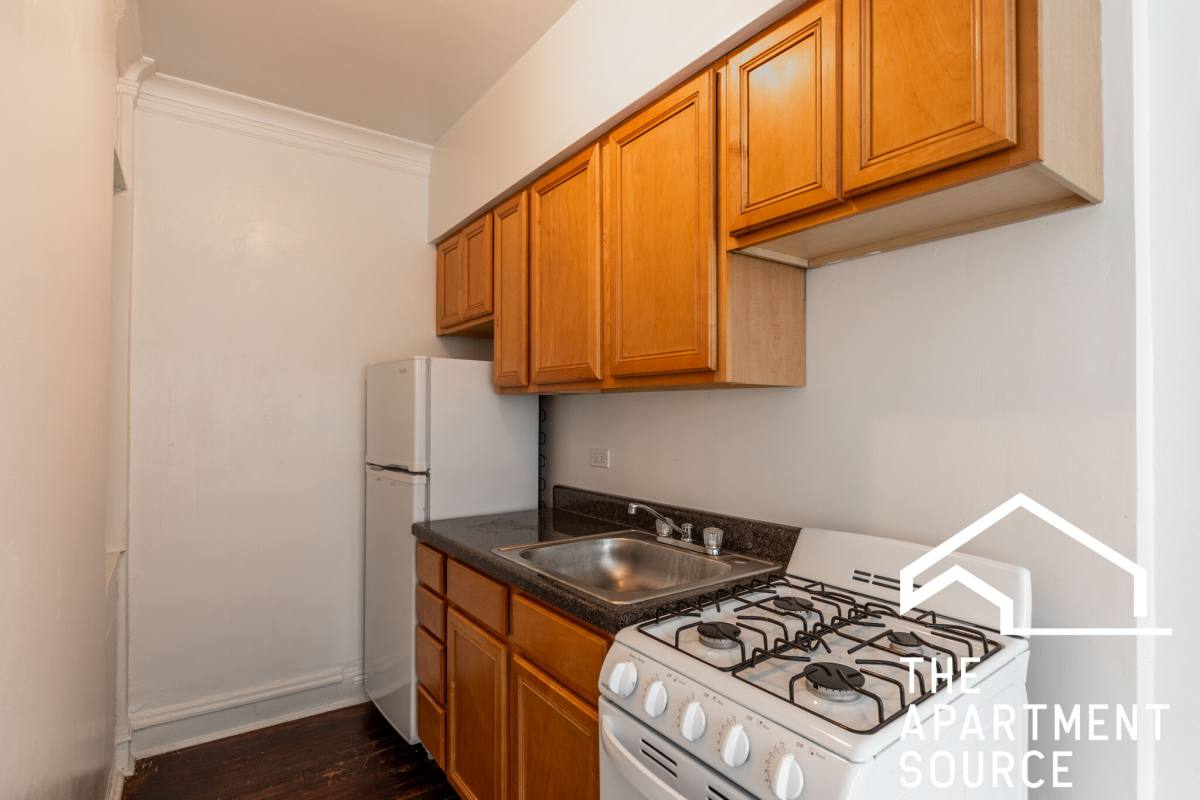 Apartment for rent at 4641 N Paulina St #406, Chicago, IL 60640