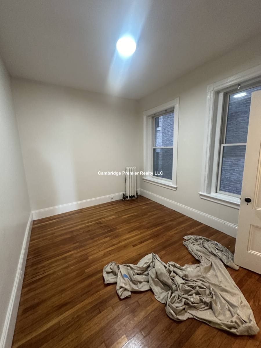 Apartment for rent at 891 Mass Ave #6, Cambridge, MA 02139