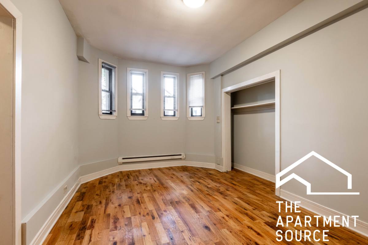 Apartment for rent at 4631 N Paulina St #400, Chicago, IL 60640