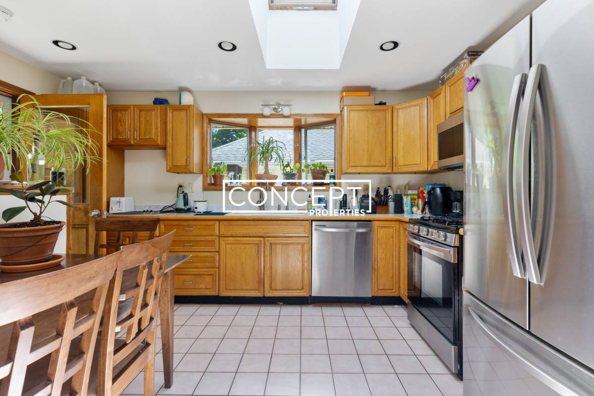 House for rent at 28 Murray Hill #2, Cambridge, MA 02140
