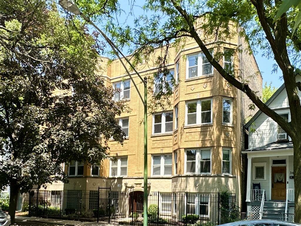 Apartment for rent at 3426 Parker #9Q, Chicago, IL 60647