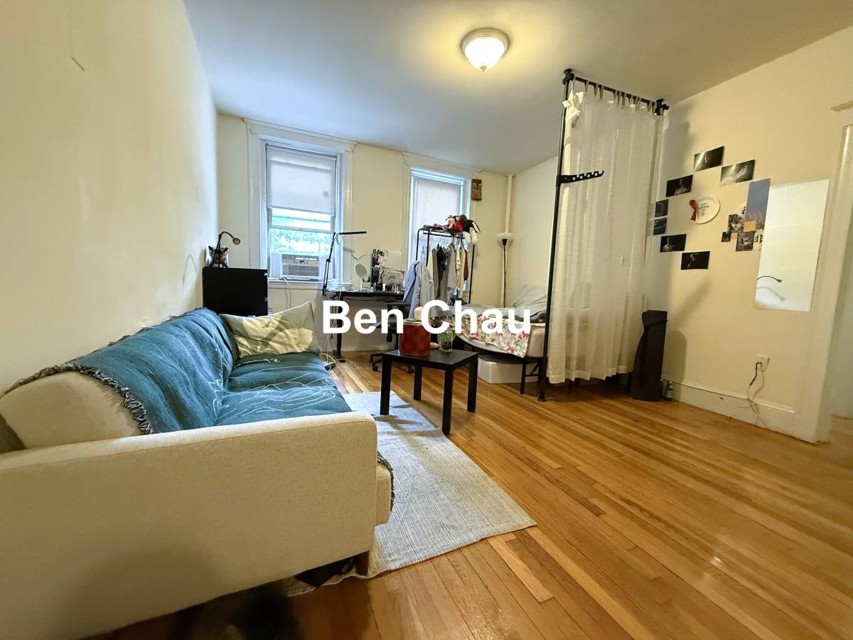 Apartment for rent at 1622 Mass Ave #6B, Cambridge, MA 02138