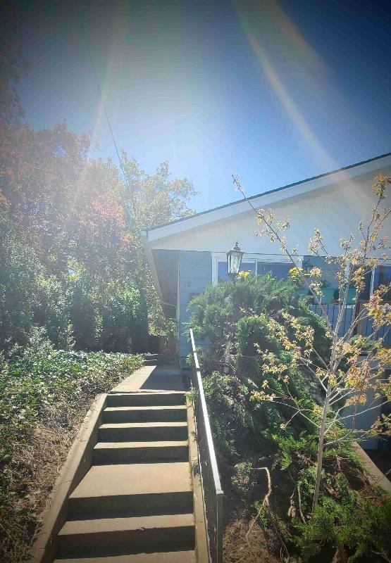 Apartment for rent at 17 W Walnut St, Walla Walla, WA 99362