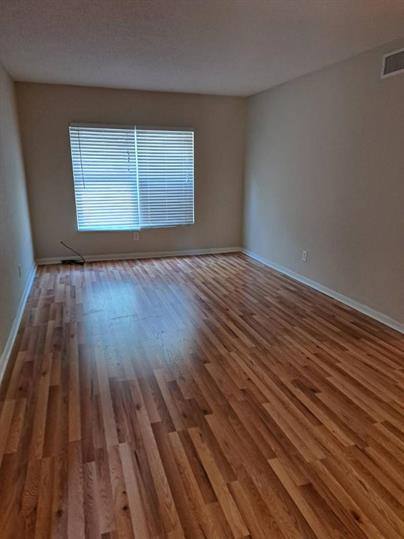 Apartment for rent at 872 Deerwood Lane #878, Chipley, FL 32428