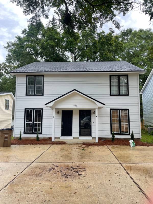 Townhouse for rent at 959 McCay Ave #B, Mobile, AL 36609