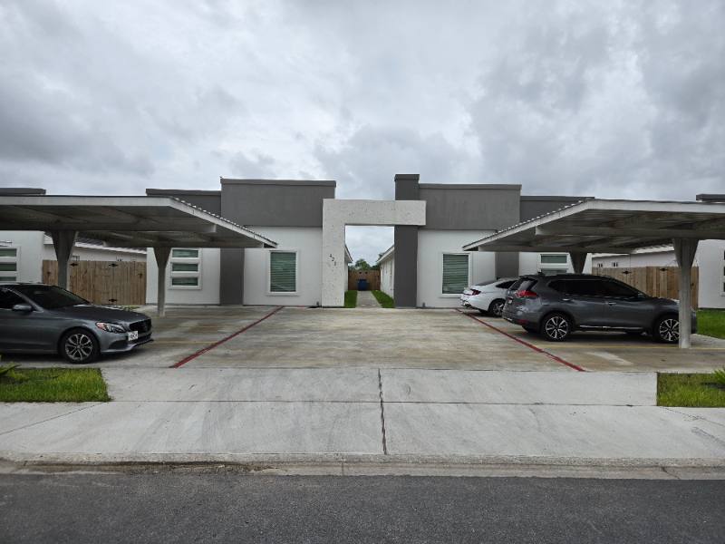 Apartment for rent at 421 E Acacia Ave #2, Alamo, TX 78516