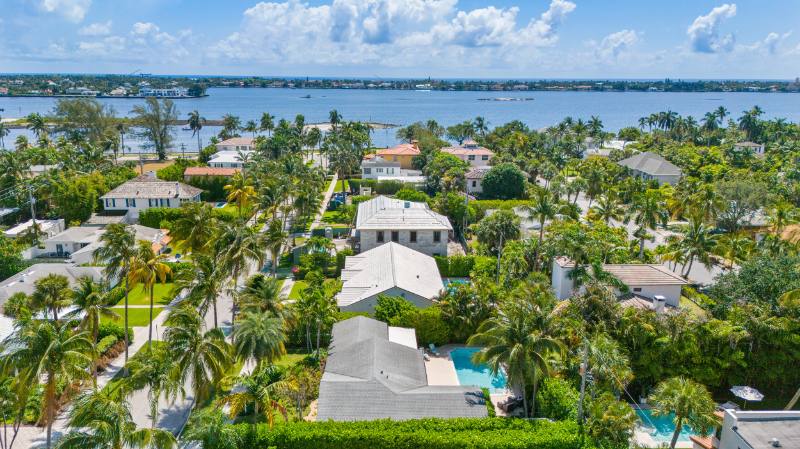 House for rent at 222 Monceaux Rd, West Palm Beach, FL 33405