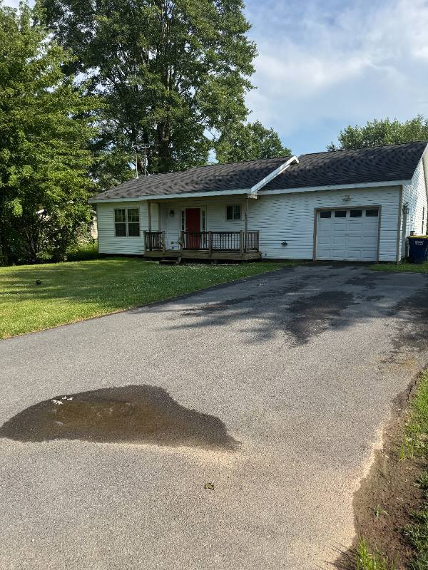 House for rent at 134 Henderson Blvd, Baldwinsville, NY 13027
