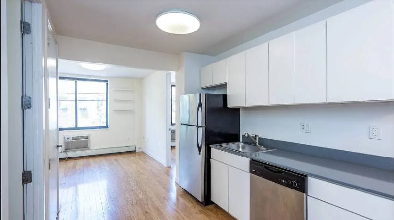 Apartment for rent at 924 Metropolitan #206, Brooklyn, NY 11211