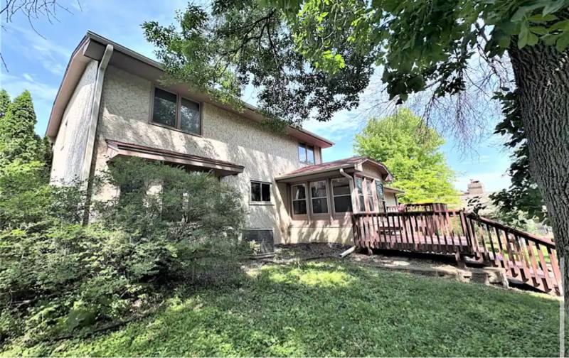 House for rent at 12420 46th Ave N, Minneapolis, MN 55442