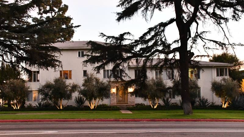 Apartment for rent at 4700 Los Feliz Blvd #3, Los Angeles, CA 90027