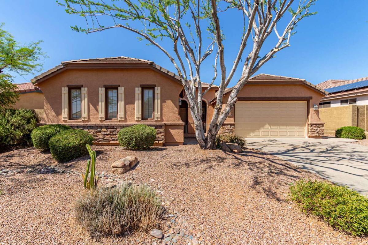 House for rent at 3346 W Sousa Dr, Phoenix, AZ 85086