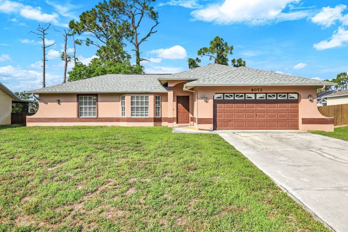 House for rent at 8072 Cypress Dr S, Fort Myers, FL 33967