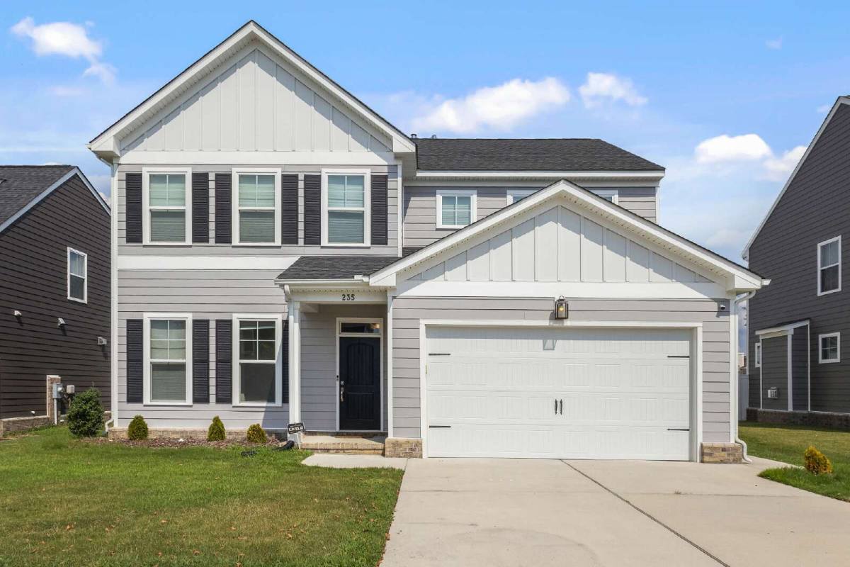 House for rent at 235 McCormick Dr, Suffolk, VA 23434