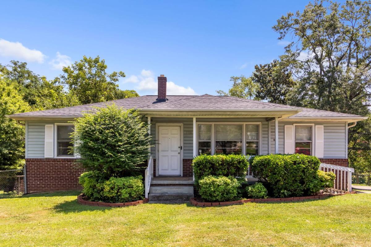 House for rent at 108 Morrow St, Greer, SC 29650