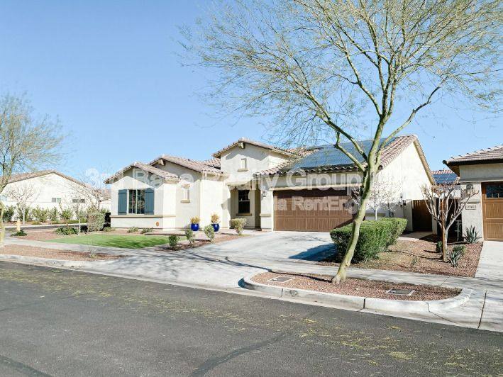 House for rent at 20472 W Park Meadows Dr, Buckeye, AZ 85396