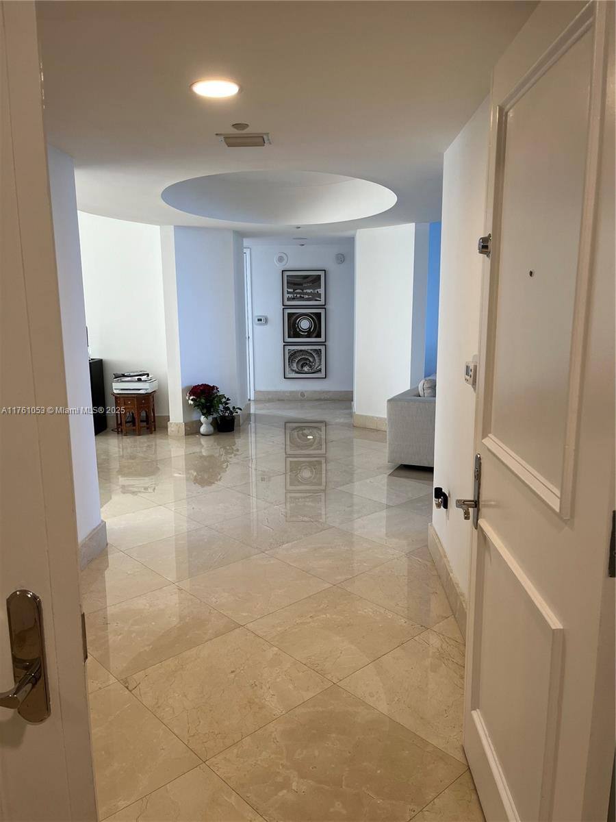 Condo for rent at 18911 Collins Ave, North Miami Beach, FL 33160