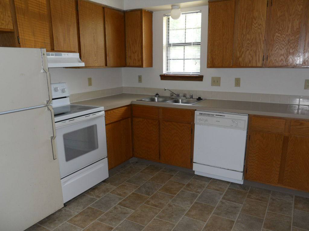 Townhouse for rent at 3608 Westridge Dr #B, Lawrence, KS 66049
