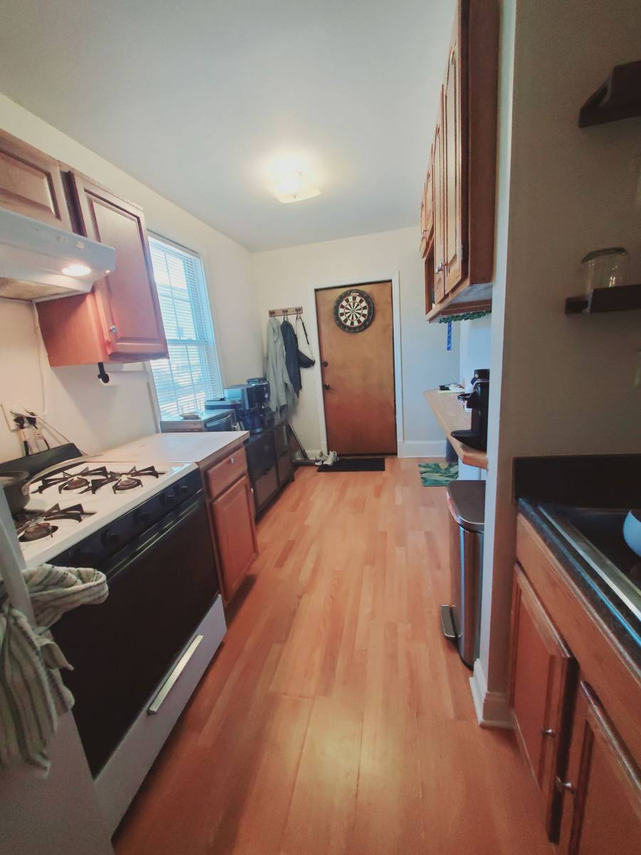 House for rent at 18 Home Court #1, Stamford, CT 06902