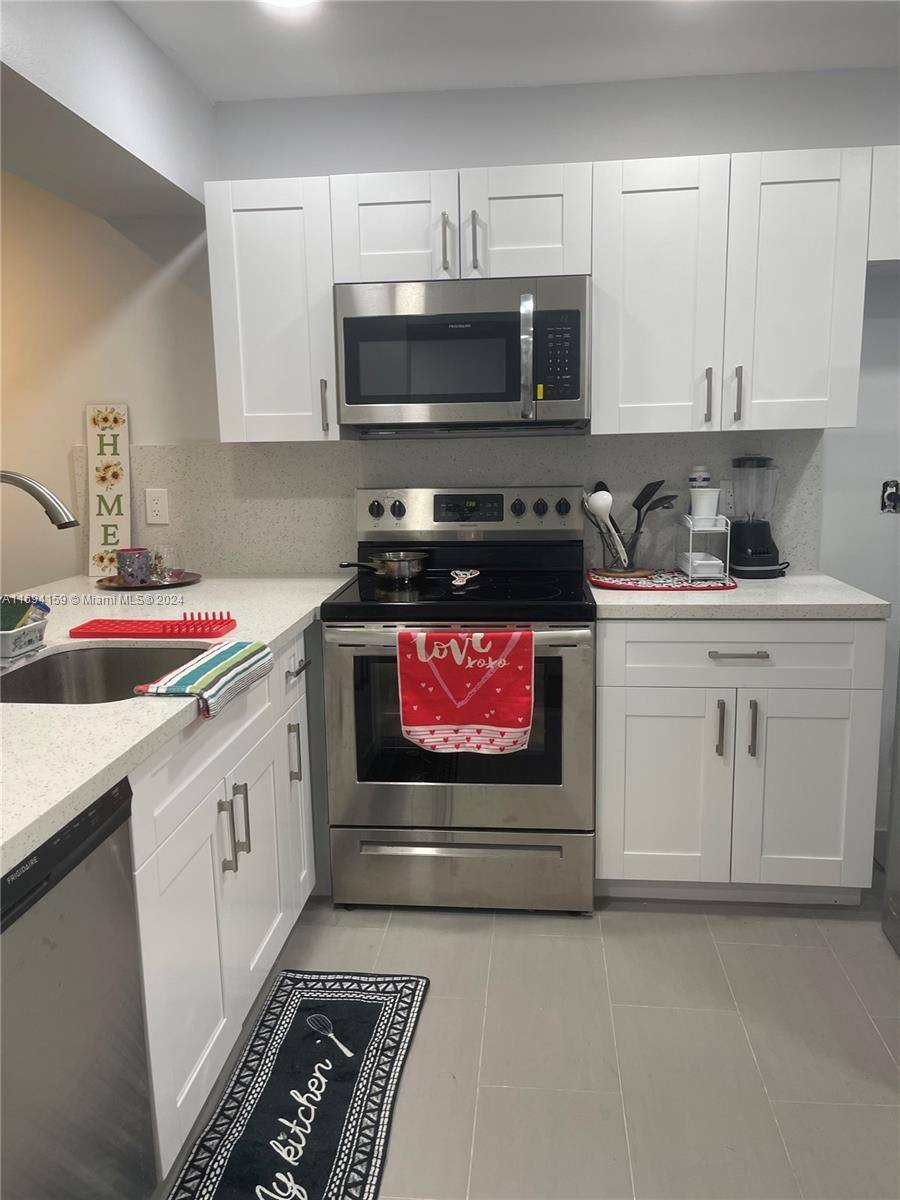 House for rent at 1102 Bahama Bend #D2, Pompano Beach, FL 33066