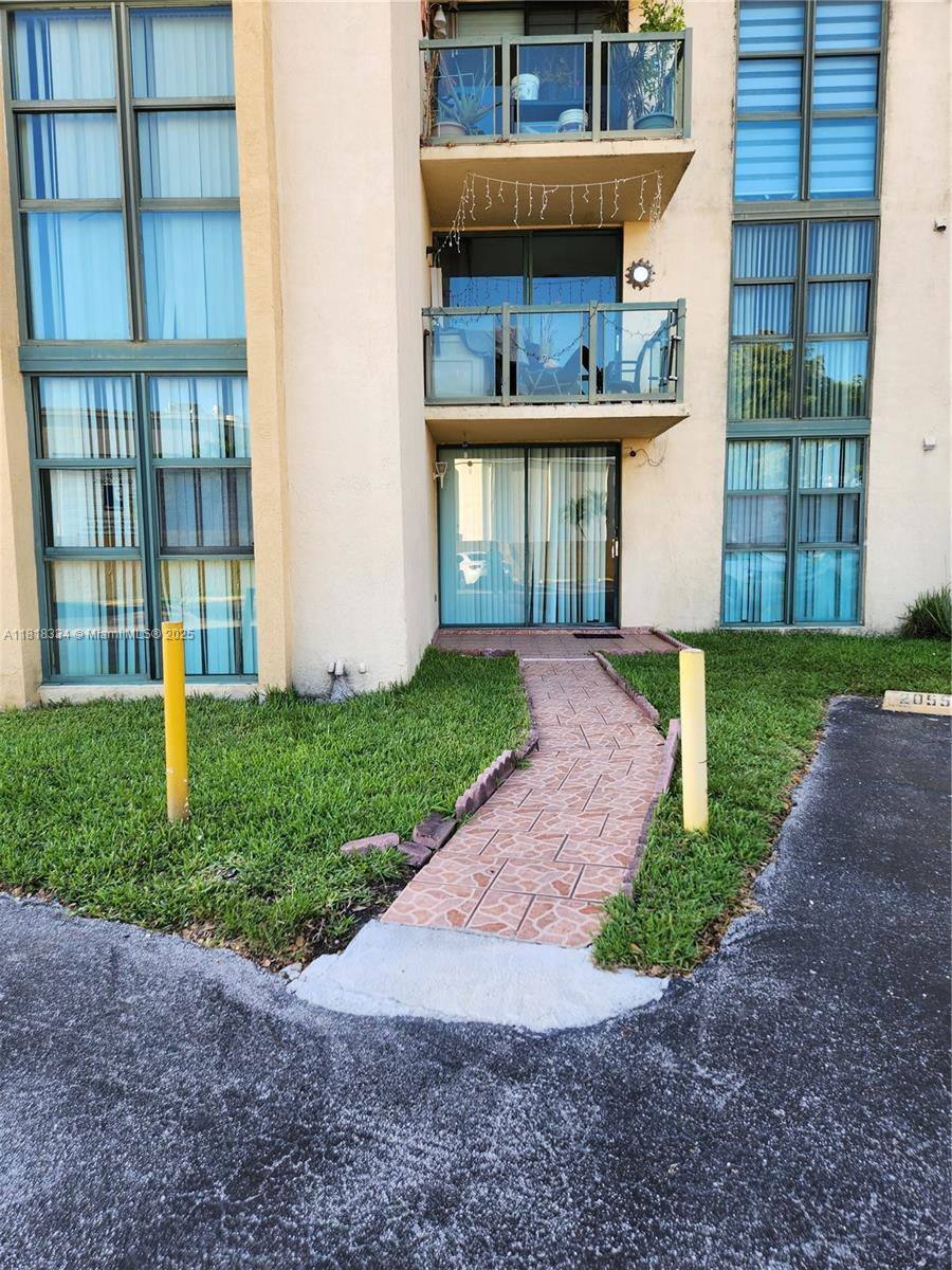 House for rent at 2055 SW 122nd Ave #117, Miami, FL 33175
