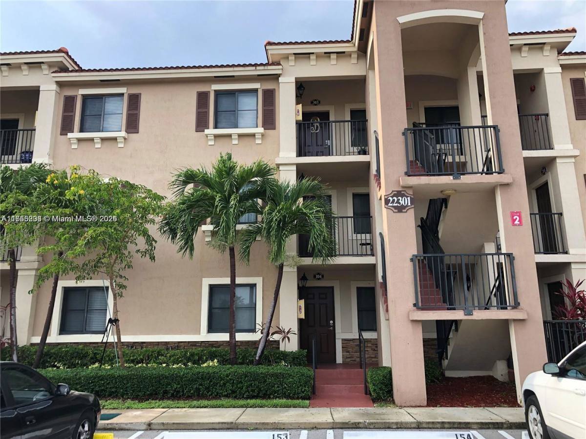 House for rent at 22541 SW 88th Place #103, Miami, FL 33190