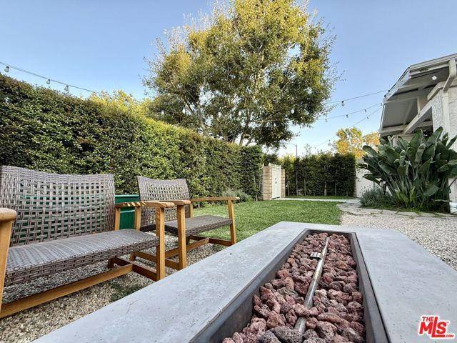 House for rent at 815 N Hobart Blvd, Los Angeles, CA 90029