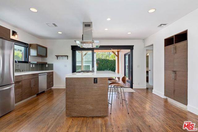 House for rent at 723 N Mansfield Ave, Los Angeles, CA 90038