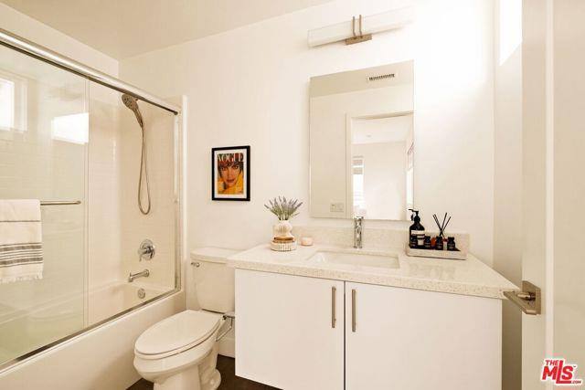 House for rent at 859 Hyperion Ave, Los Angeles, CA 90029