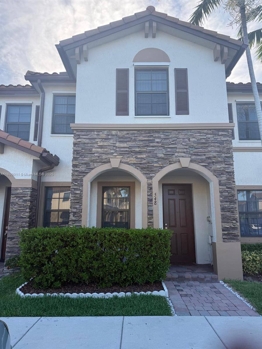 Townhouse for rent at 548 SE 32nd Ave #548, Homestead, FL 33033