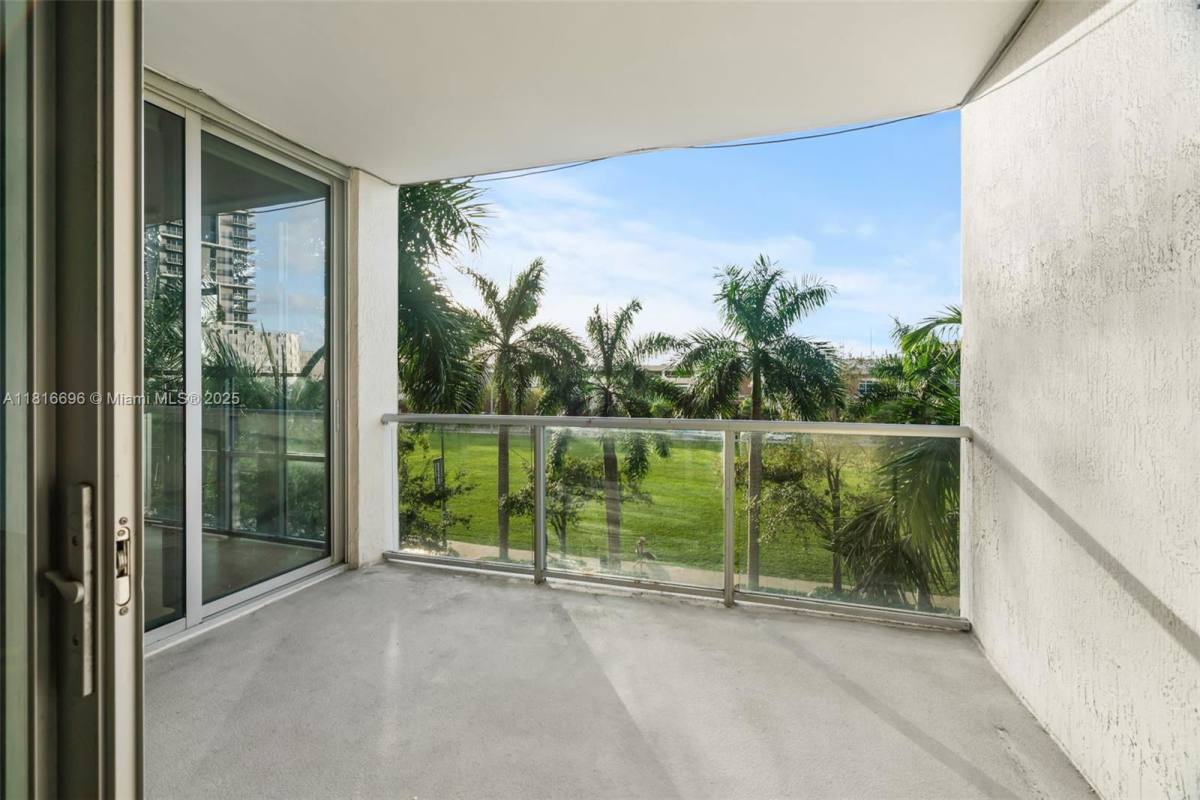 3451 NE 1st Ave #M0304, Miami, FL 33137