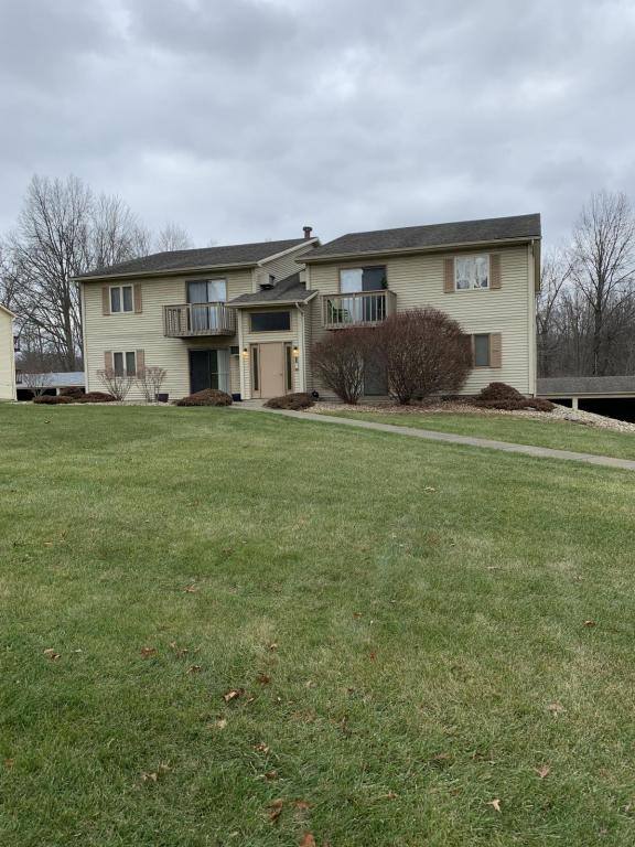 Apartment for rent at 6378 St Andrews, Canfield, OH 44406