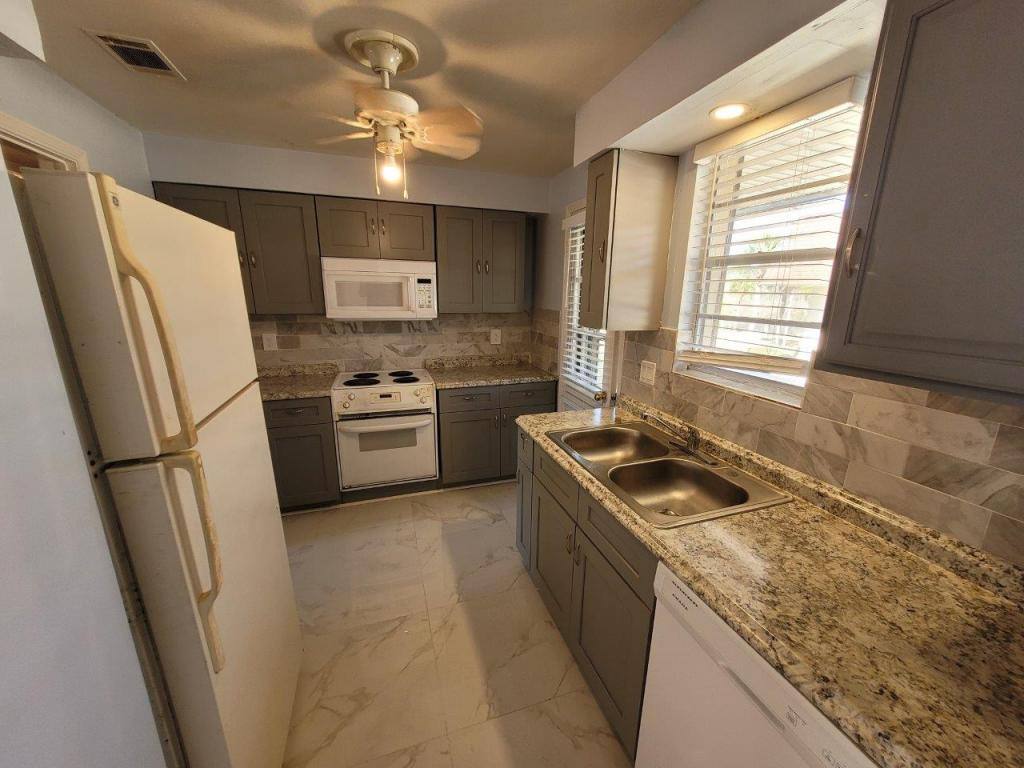 Condo for rent at 1540 El Prado Rd #4, Jacksonville, FL 32216