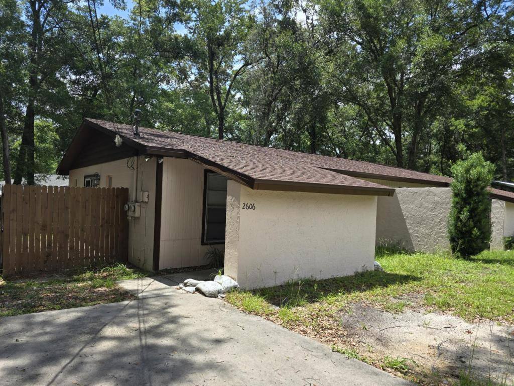 House for rent at 2606 NE 22nd Court, Ocala, FL 34470