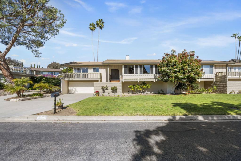 House for rent at 33 Via Casitas, Bonsall, CA 92003
