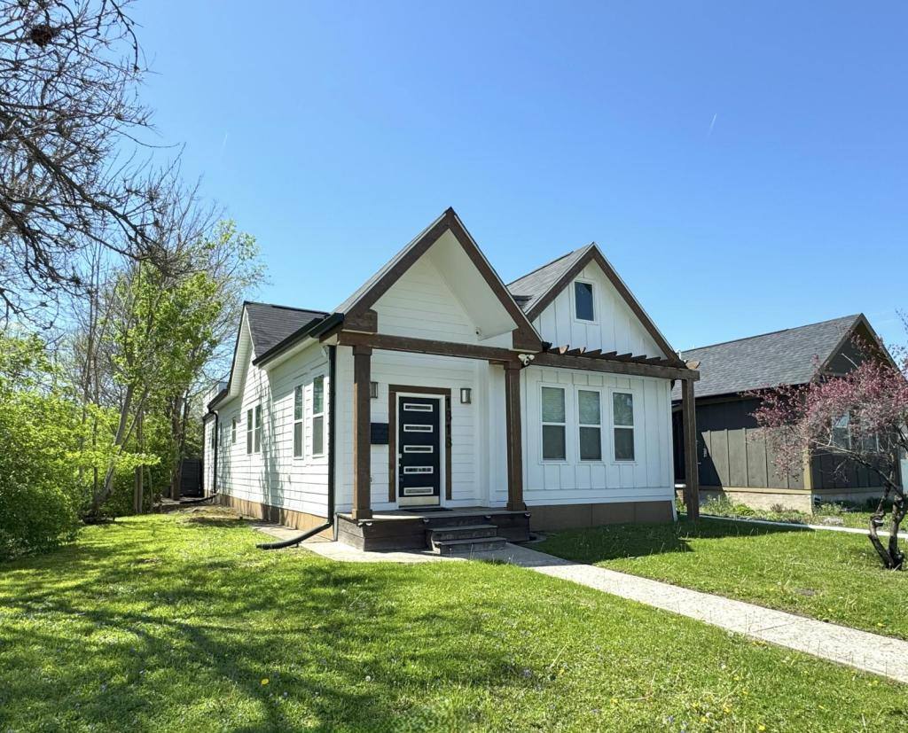 House for rent at 1818 Cornell Ave, Indianapolis, IN 46202