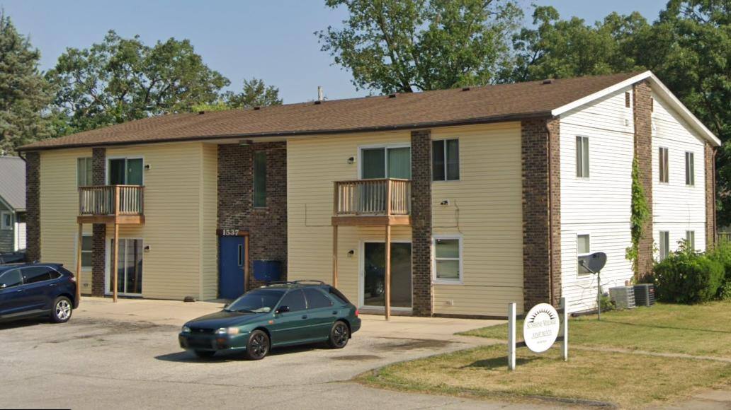 Apartment for rent at 1537 Anderson Ave #5, South Bend, IN 46628