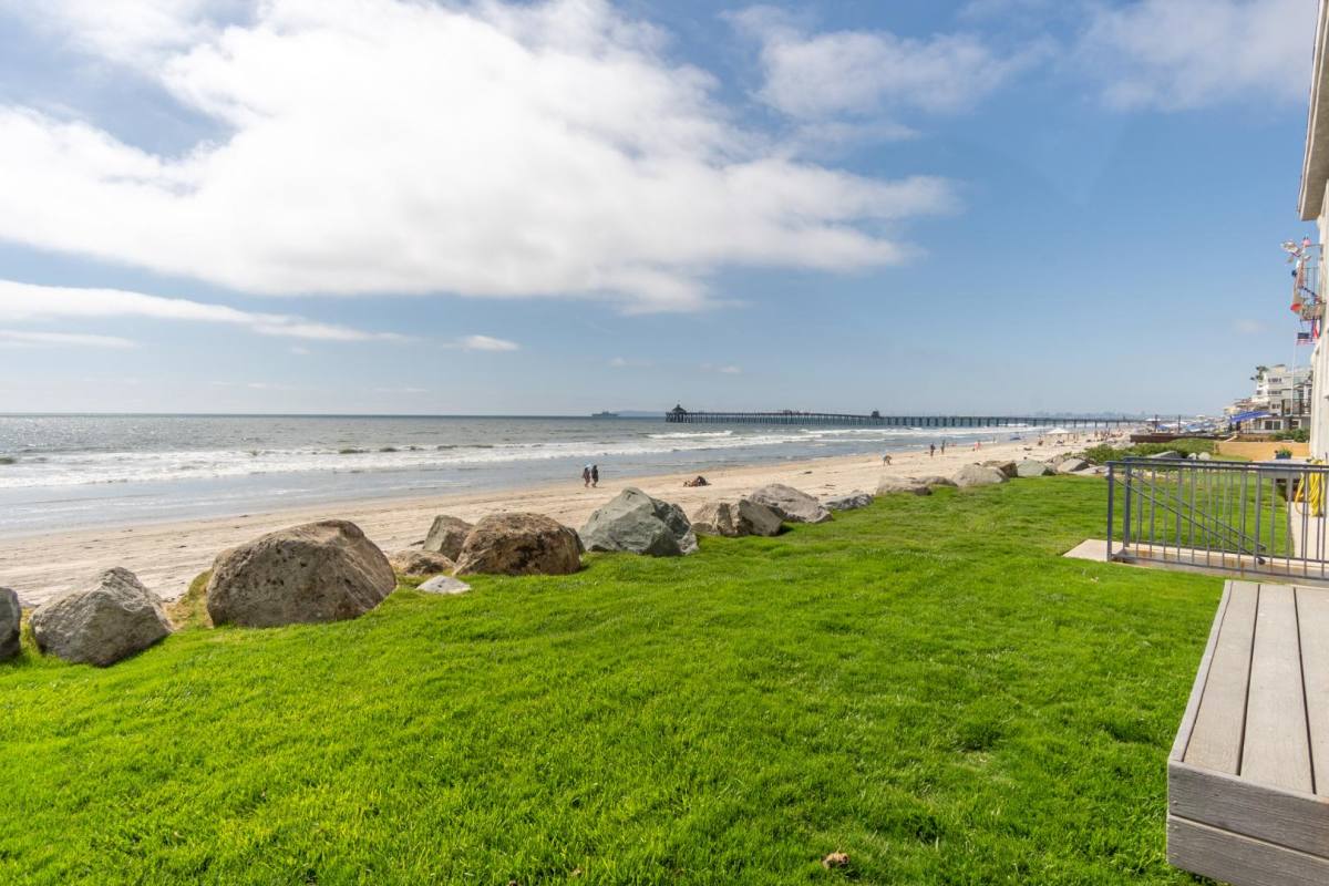 Apartment for rent at 1220 Seacoast Dr, Imperial Beach, CA 91932