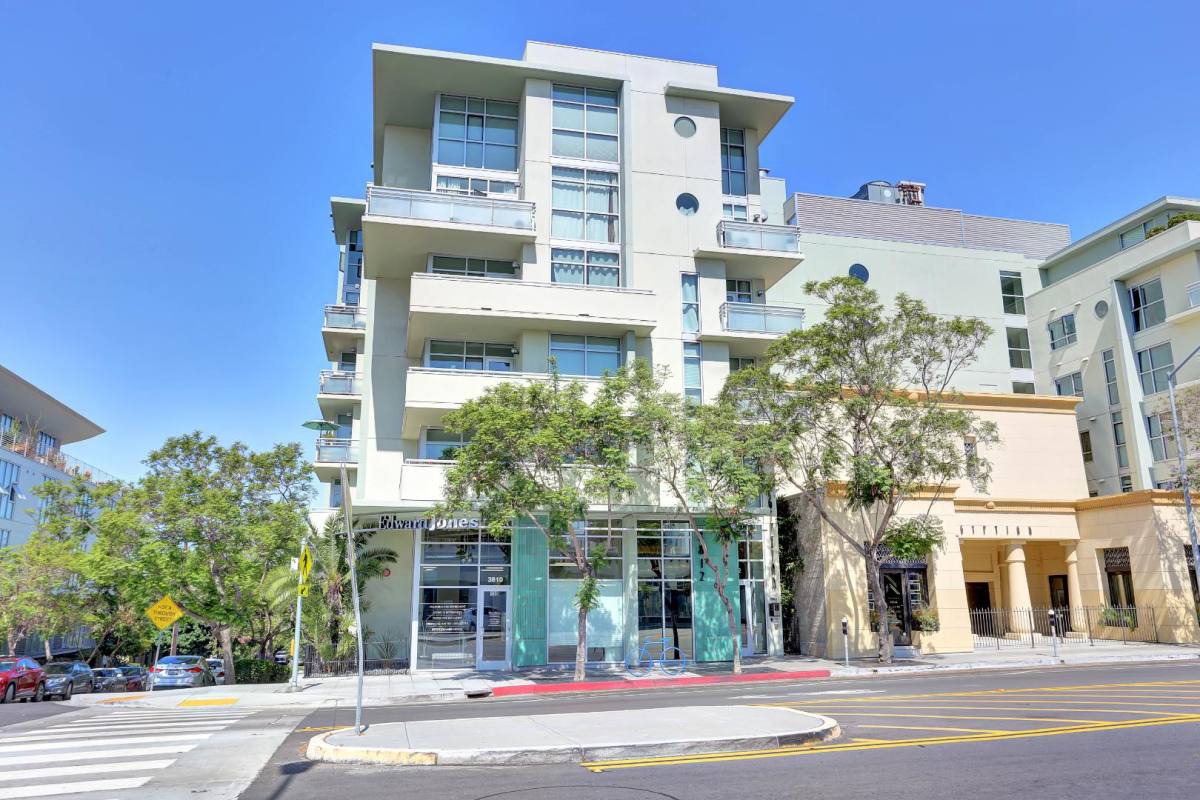 Apartment for rent at 3812 Park Blvd, San Diego, CA 92103