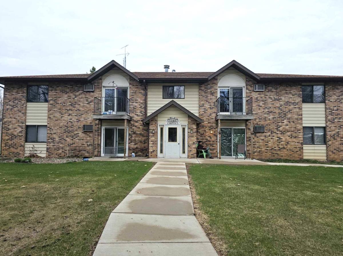 Apartment for rent at 27124 Central St #6, Garrison, MN 56450