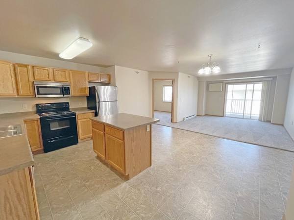 Apartment for rent at Elk Pointe, 2720 20th Ave SW, Minot, ND 58701
