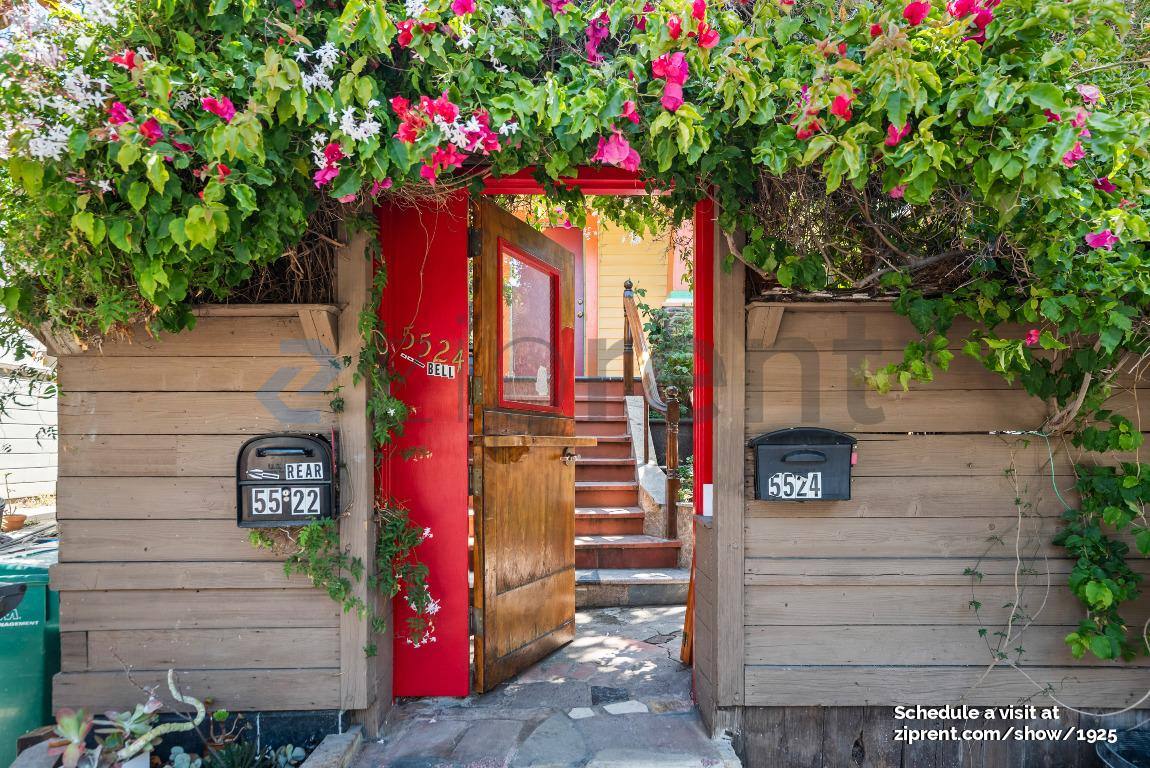 House for rent at 5524 Fremont St, Emeryville, CA 94608