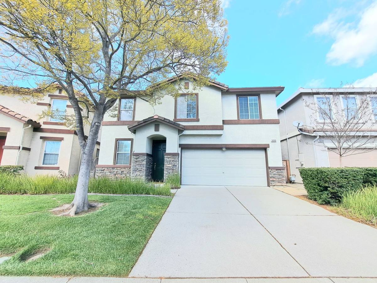 House for rent at 5090 Napa Shore Dr, Fairfield, CA 94534