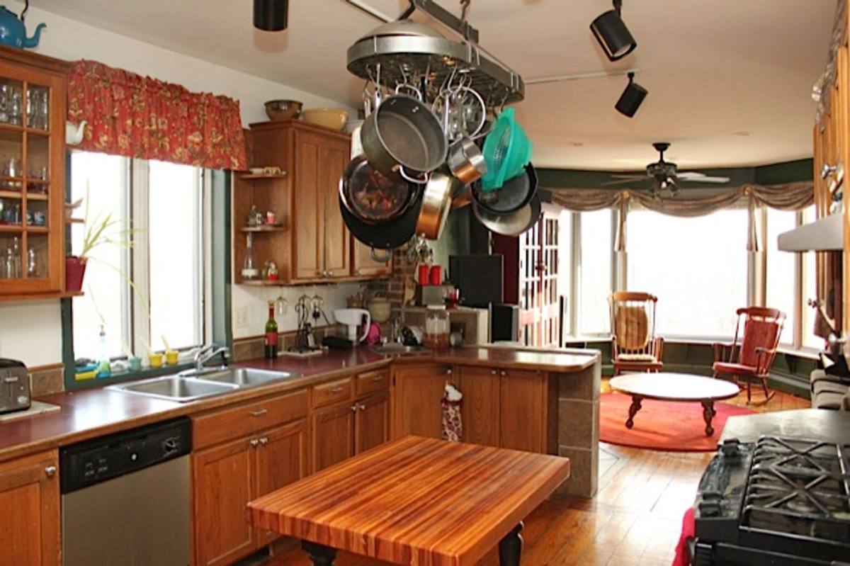 Townhouse for rent at 53 Lawn St #1A, Roxbury Crossing, MA 02120