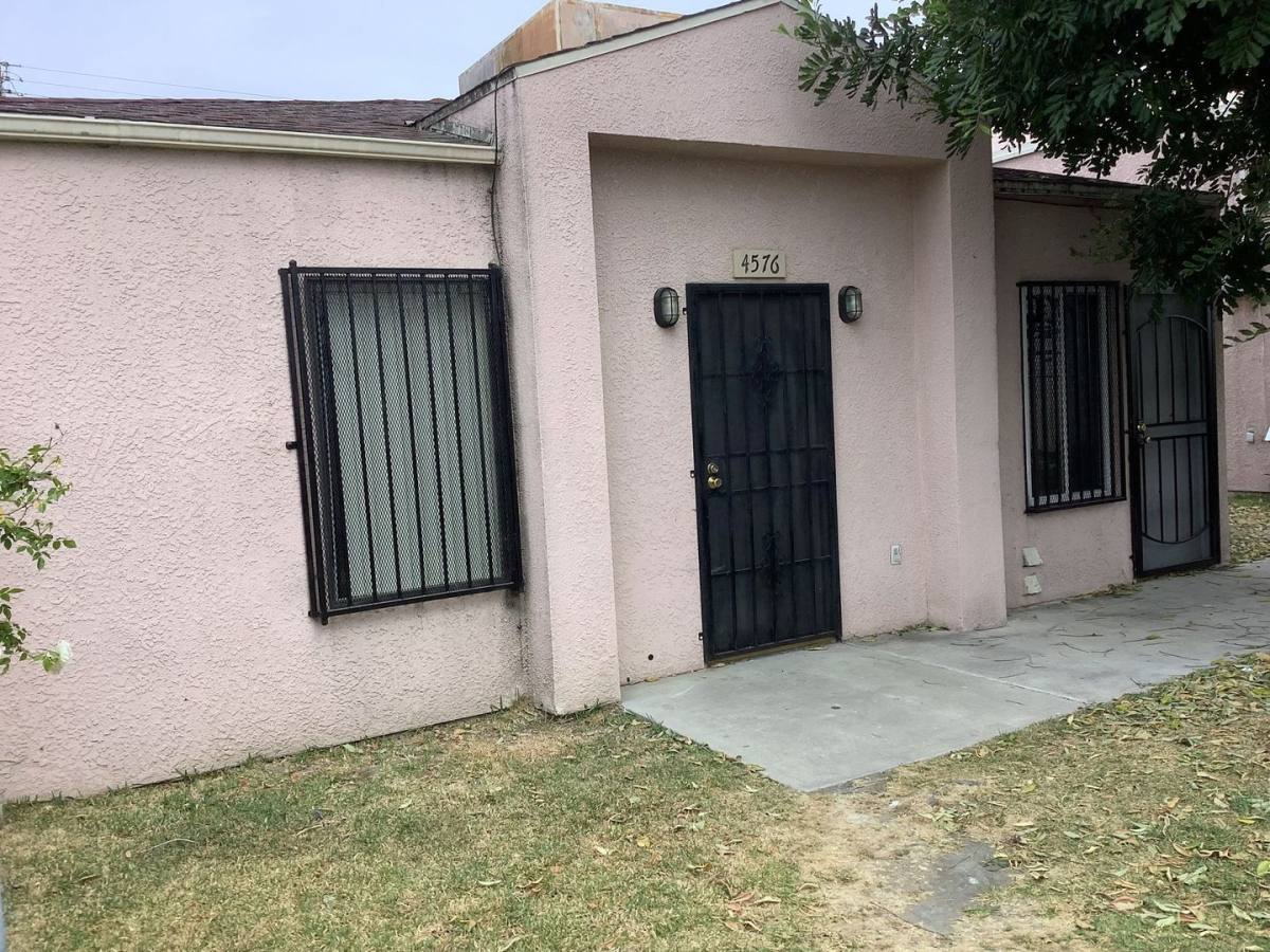 Apartment for rent at 4576 S Florence Ave, Bell Gardens, CA 90201