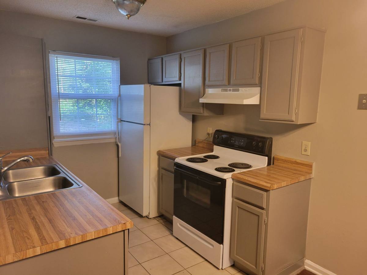 Apartment for rent at 215 Kentucky Dr, Garner, NC 27529