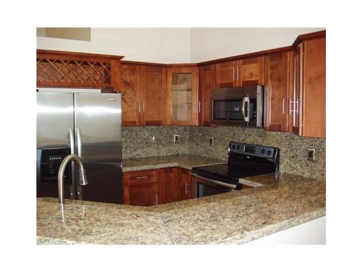 House for rent at 920 Savannah Falls Dr, Fort Lauderdale, FL 33327