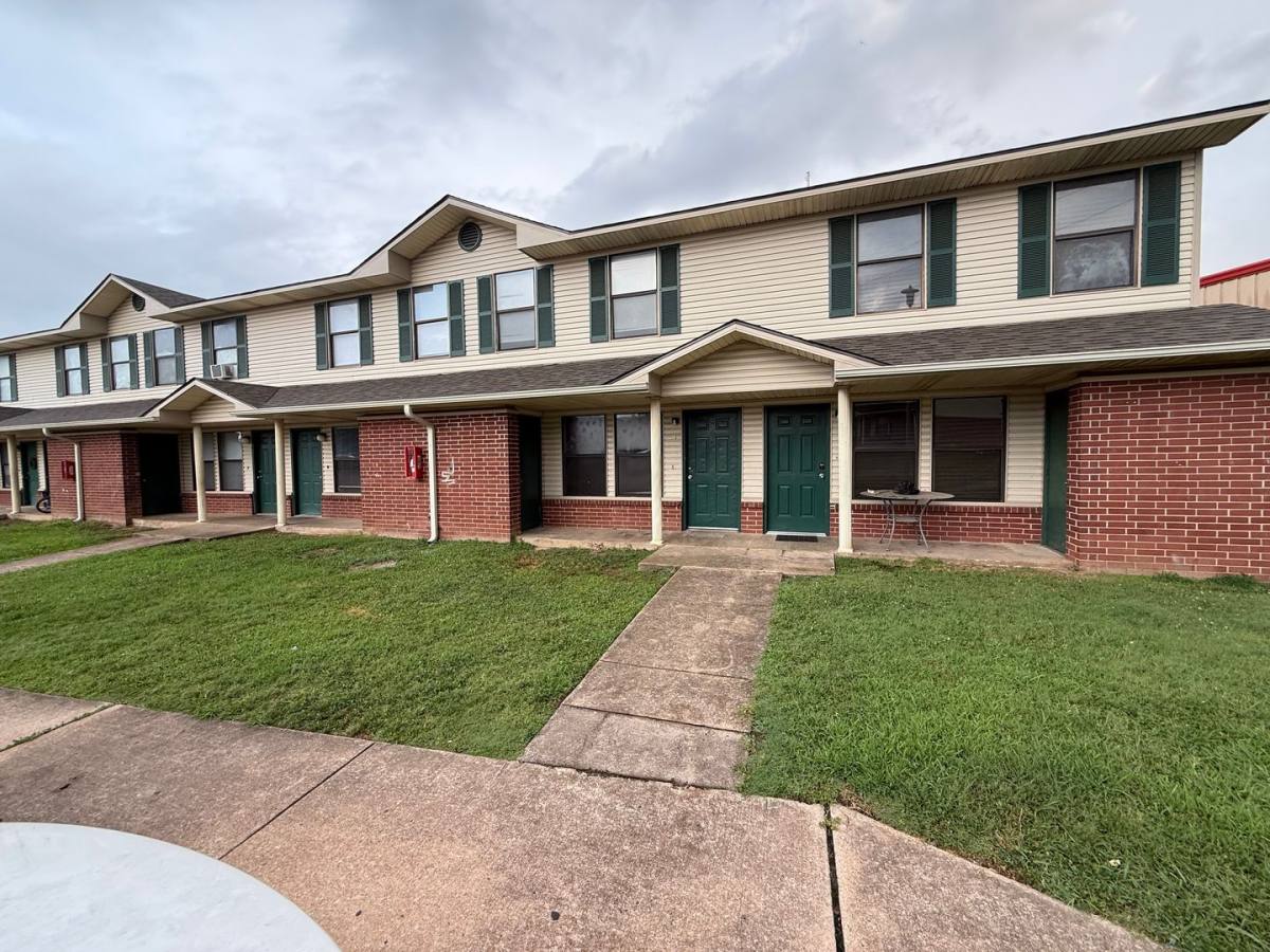 Apartment for rent at 4301 Yorkshire Dr, Fort Smith, AR 72904