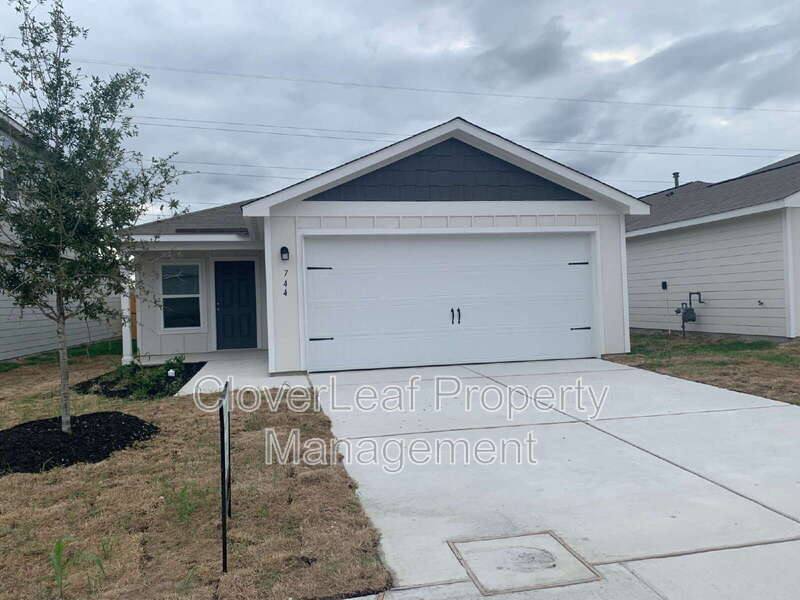 House for rent at 744 Shoal Creek, New Braunfels, TX 78132