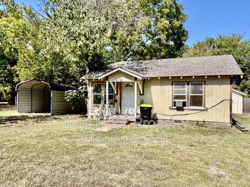 House for rent at 714 W 13th, Ada, OK 74820